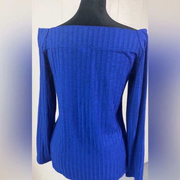 Off the shoulder crop top size M - Picture 3 of 4